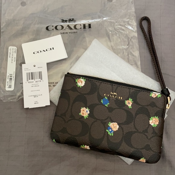 Coach Handbags - Corner Zip Wristlet In Signature Canvas With Vintage Mini Rose Print